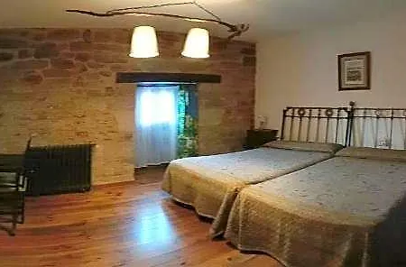 Hotel La De Pedrazales 2*